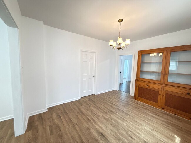 Photo - 237 4th Ave
