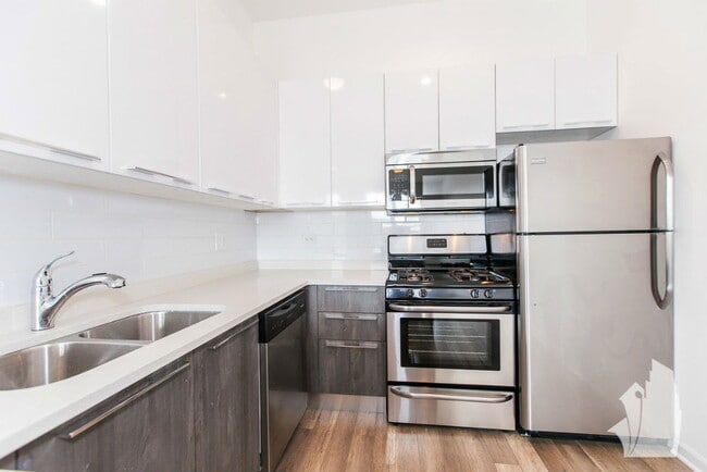 Photo - 2700 W North Ave Unit 302