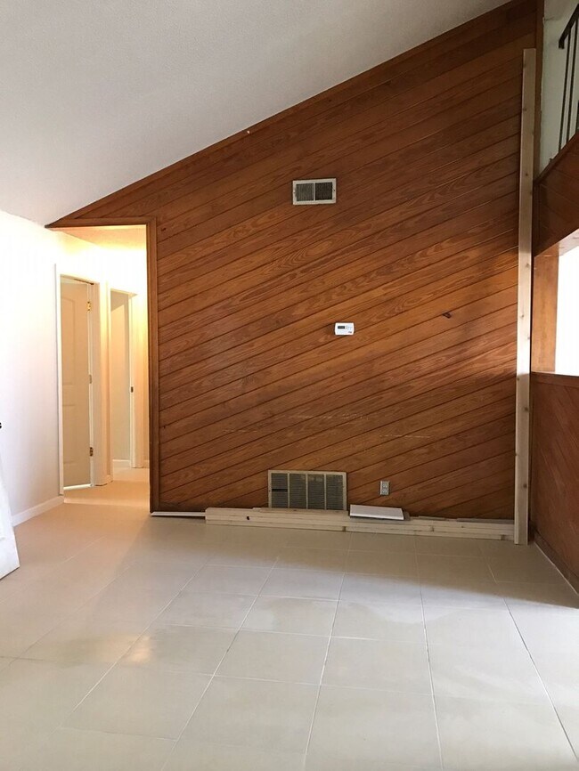 Photo - 1733 Timberwood Dr Unidad town home