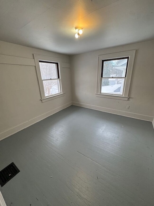 Photo - 922 Hamilton Ave