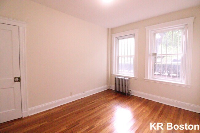 Photo - 124 Washington St Apartment Unit 3