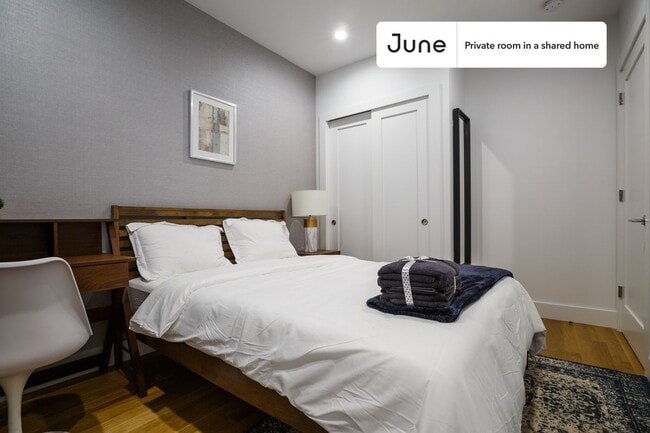 Photo - Room in Shared 4 bed/1.5 bath home Unidad B