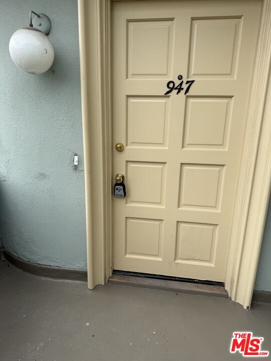 Photo - 947 S Bedford St