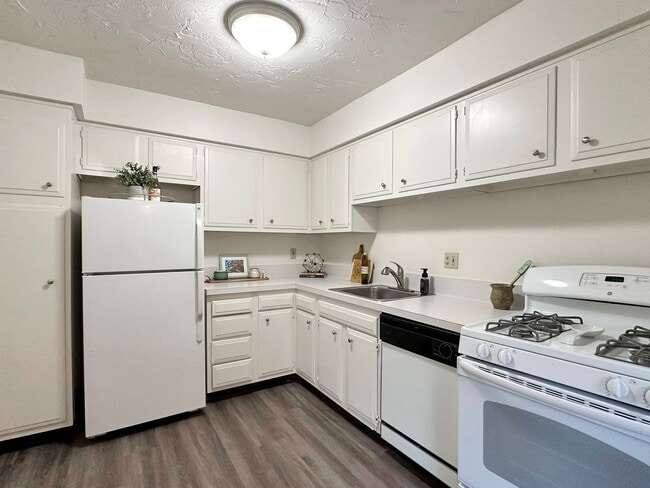 Coppertree Apartments