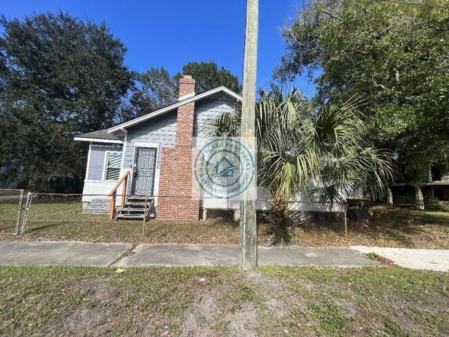 Building Photo - 3503 Stuart St Rental