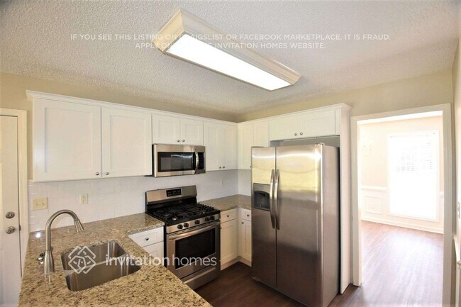 Photo - 1011 Crown River Pkwy