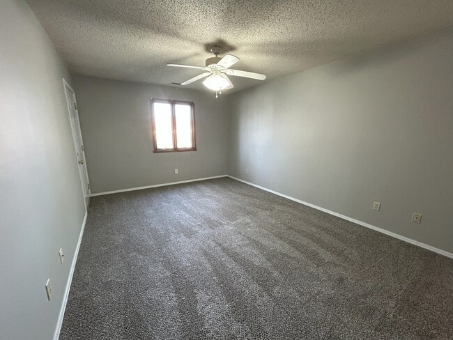 Photo - South 7th Street - 421