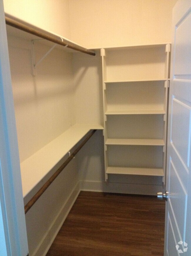 Building Photo - Wildwood 3 Unit 2750 Rental