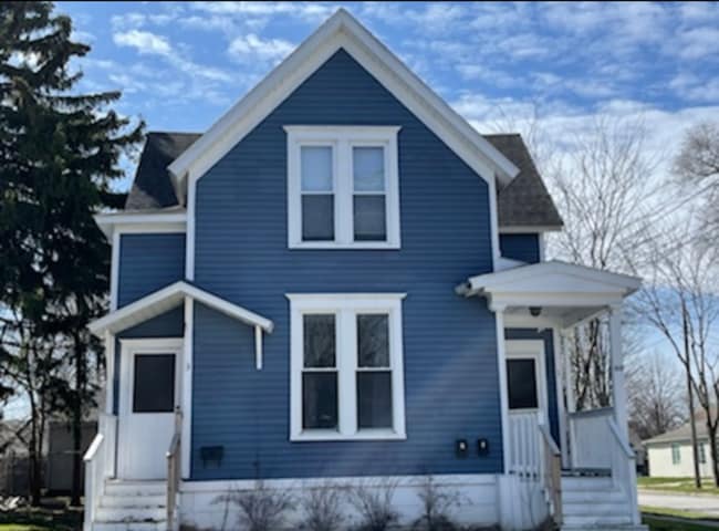 Building Photo - 600 18th St Rental