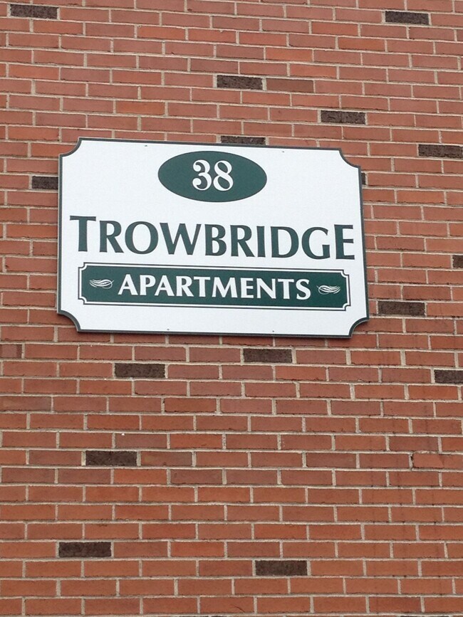 Trowbridge House Apartments
