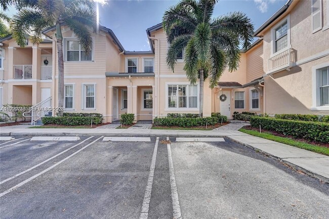 Building Photo - 2884 SE 2nd Dr