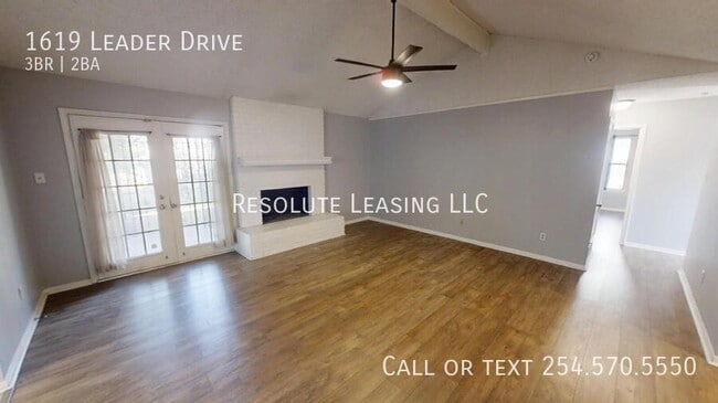 Photo - 1619 Leader Dr