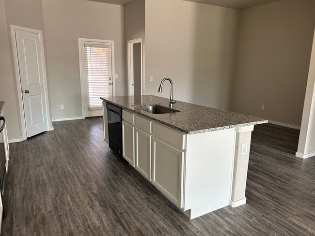 Photo - Cute 3 bedroom 2 bath Home!