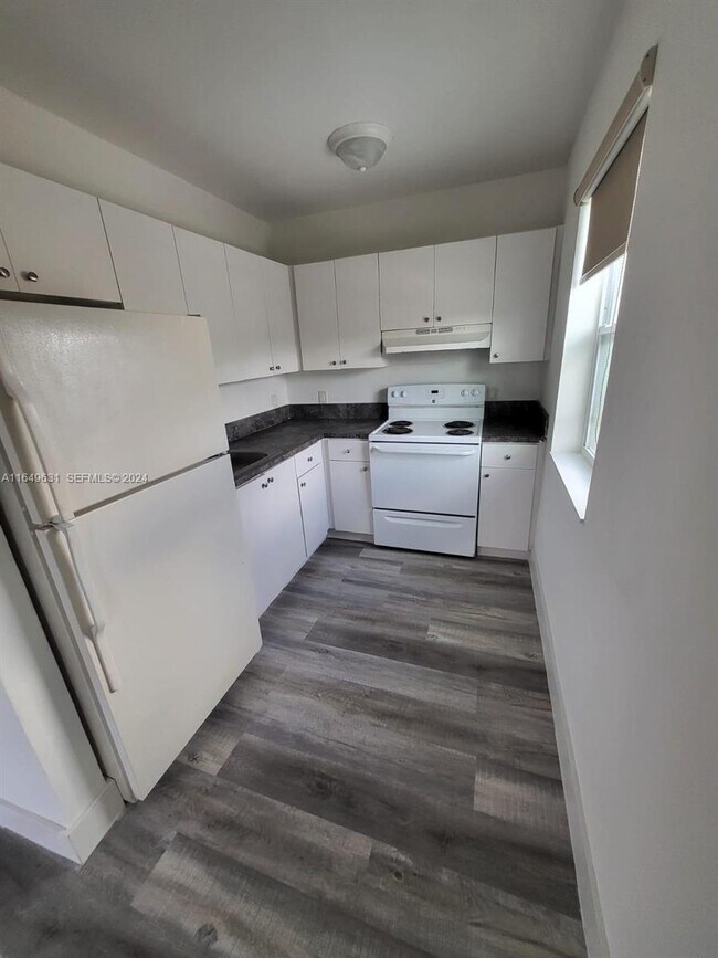 Photo - 1556 NW 62nd Terrace Unidad 1