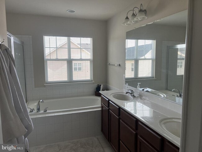 Photo - 108 Rotunda Dr