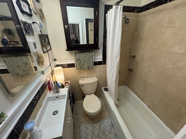 Photo - 163 Beacon St Unidad 3