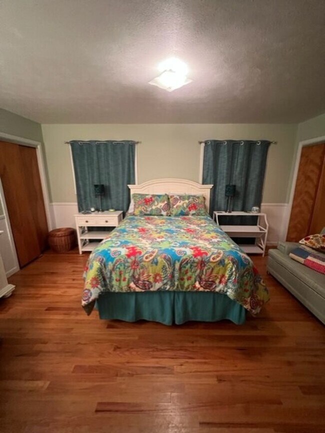 Photo - 743 Hollon Ave