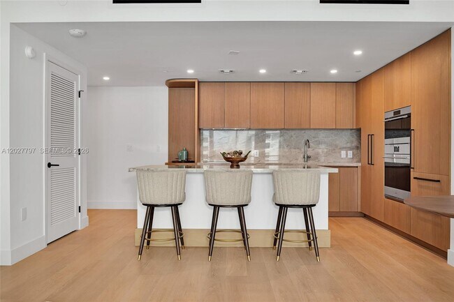 1176 97th St Unit 502