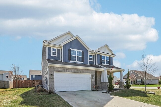 6673 Laurelwood Dr
