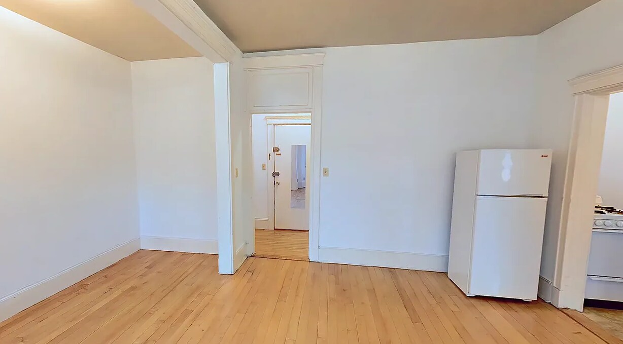 *Las imágenes son muestras representativas de la unidad anunciada. En algunos casos, las unidades reales que visita... - 73 Westland Ave Unidad A2