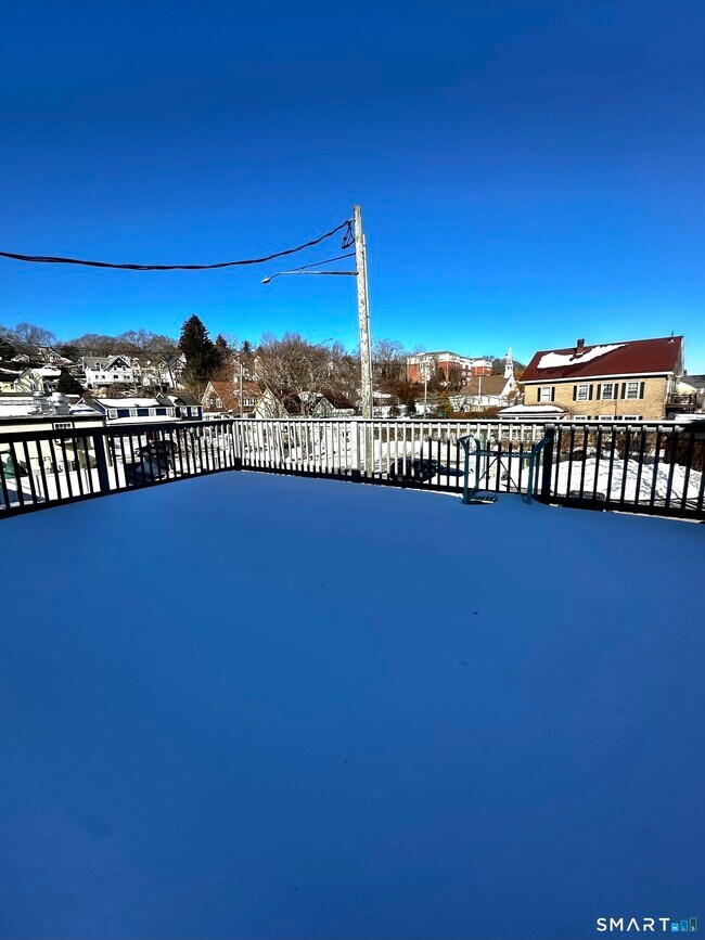 Photo - 32 W Main St