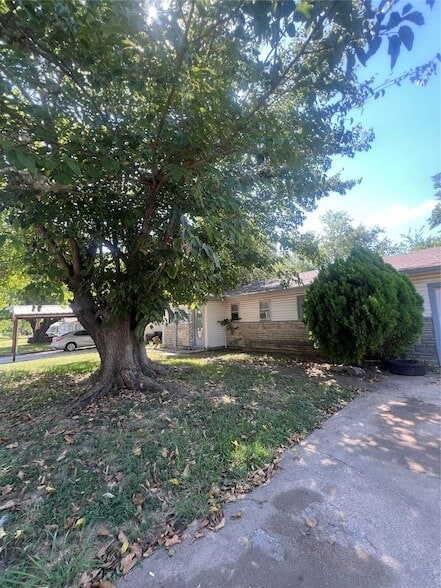 Building Photo - 4716 Dorsey St Rental