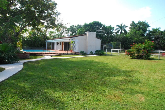 Photo - 6950 SW 77th Ave Unidad SI FL1-ID1539600P