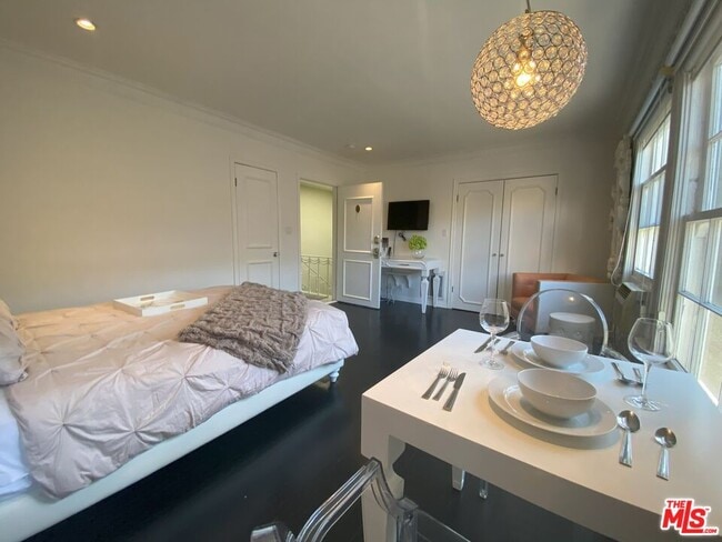 Photo - 1724 El Cerrito Pl Unit 8