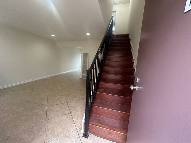 Photo - Spacious 2bed 1.5bath Apartment near Beach Blvd & Talbert Ave