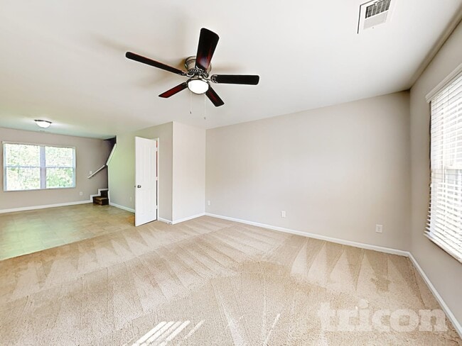 Photo - 4915 Magnasco Ln