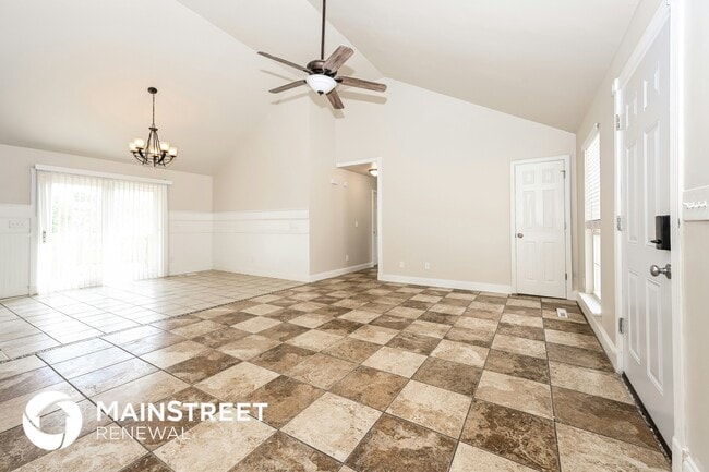 Photo - 7480 Christopher St