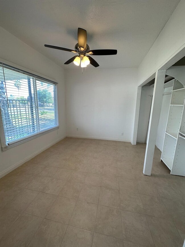 Photo - 107 W Beechwood Ave