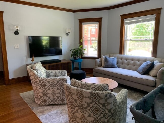 Photo - 91 Dunster Rd Unit 1