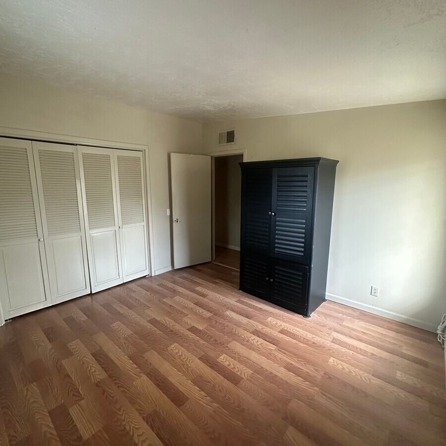 Photo - 158 Milton Ave