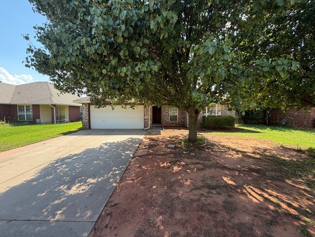 Building Photo - 3 Bed 2 Bath Home in Mustang