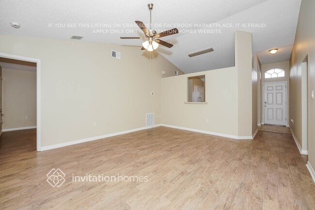 Photo - 7314 Carillon Ave