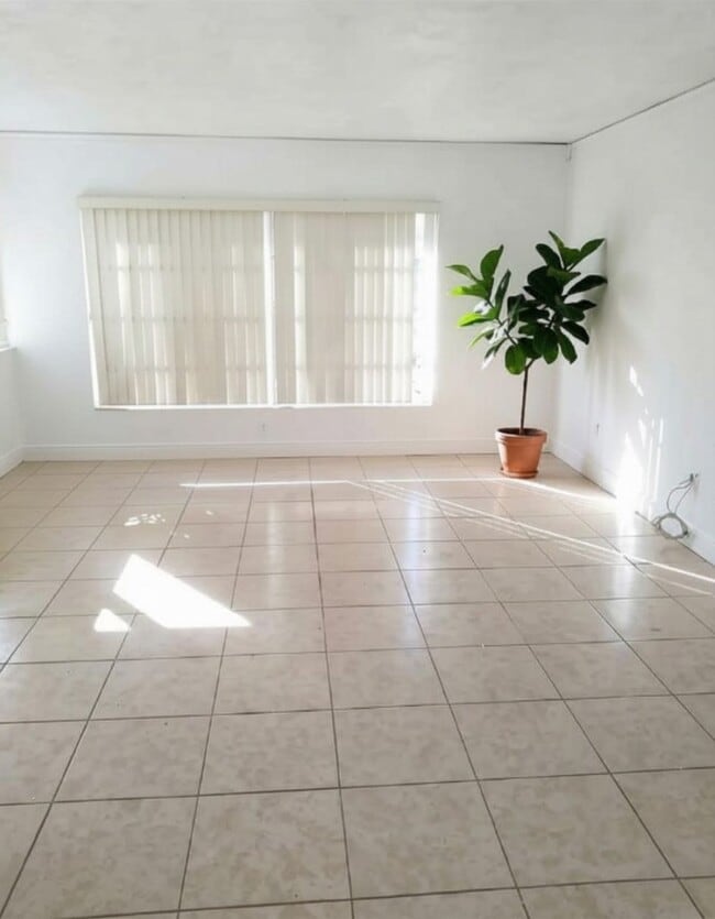 Photo - 1001 Bay Breeze Terrace