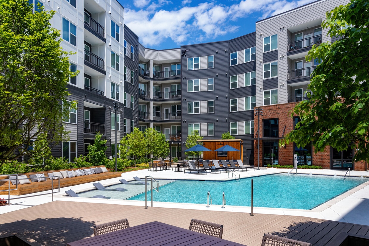 Photo - Bellamy Executive Park