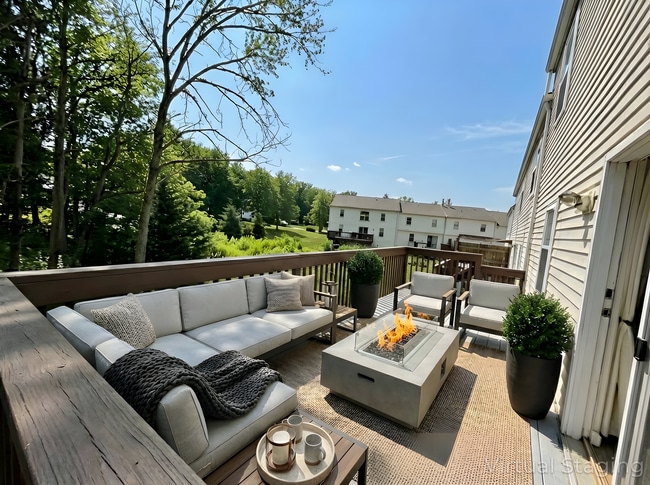 Photo - 3bed/3.5bath Townhouse in Walden Woods