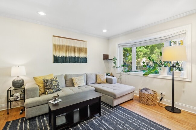 Photo - 1607 W Sunnyside Ave
