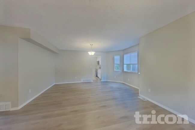 Photo - 6455 Montarbor Dr