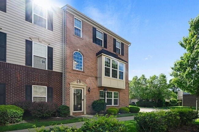 Photo - 601 Pointe View Dr