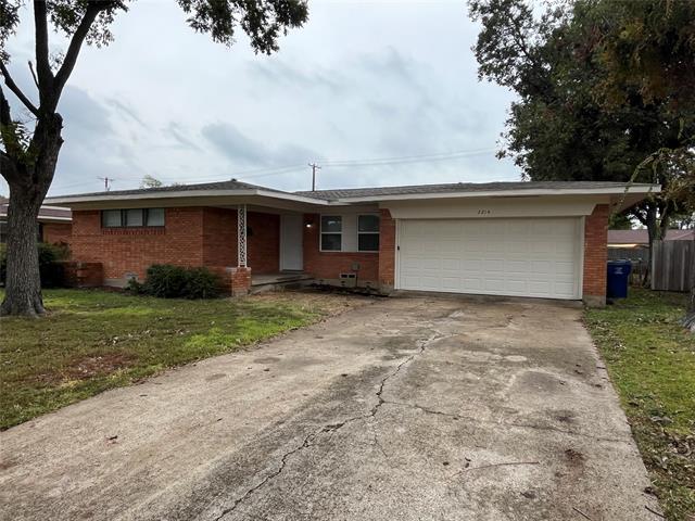 Photo - 2214 Mockingbird Ln