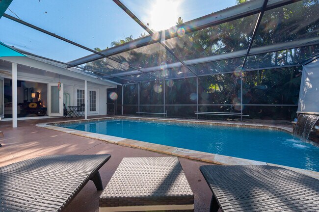 Photo - 4799 NW 5th Ave