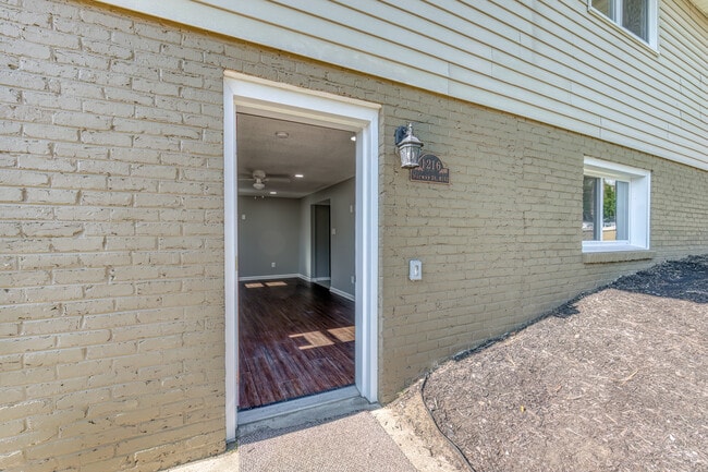 Photo - 1216 Norway St