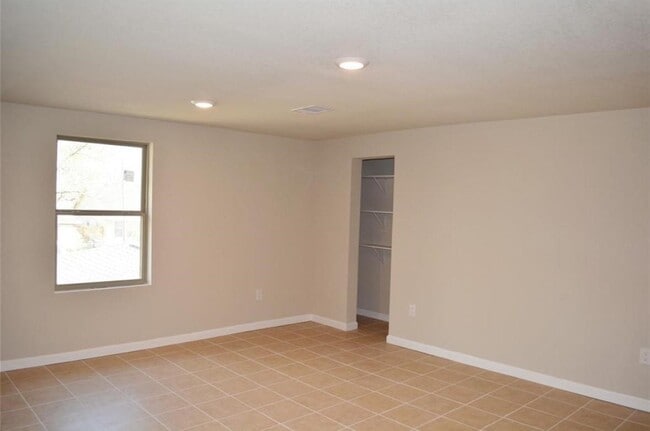 Photo - 3007 Grovey St