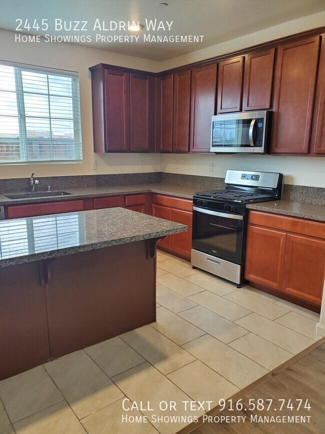 Photo - 2445 Buzz Aldrin Way