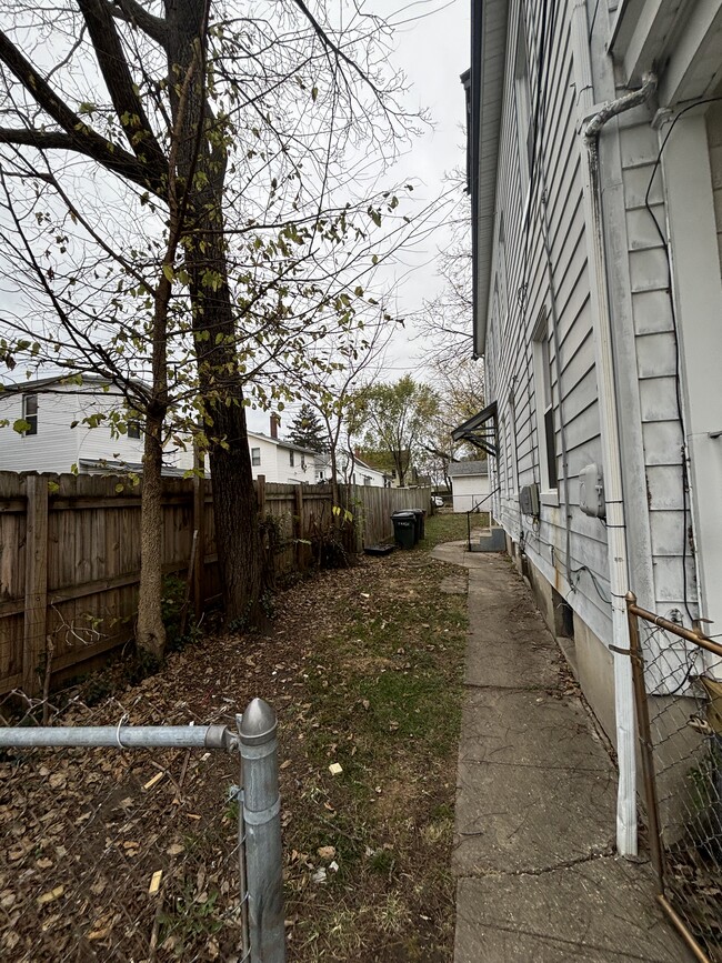 Photo - 4611 McNeil Ave Unit #1