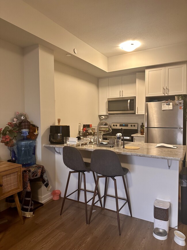 Photo - 870 Queenston Rd Unit 1211