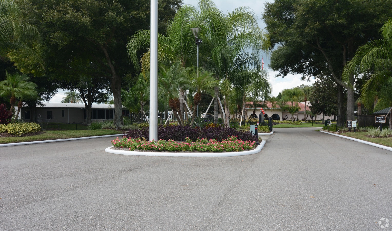 Photo - Kings Pointe